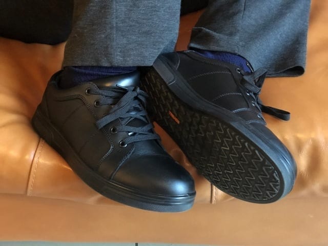 Treads Shoes