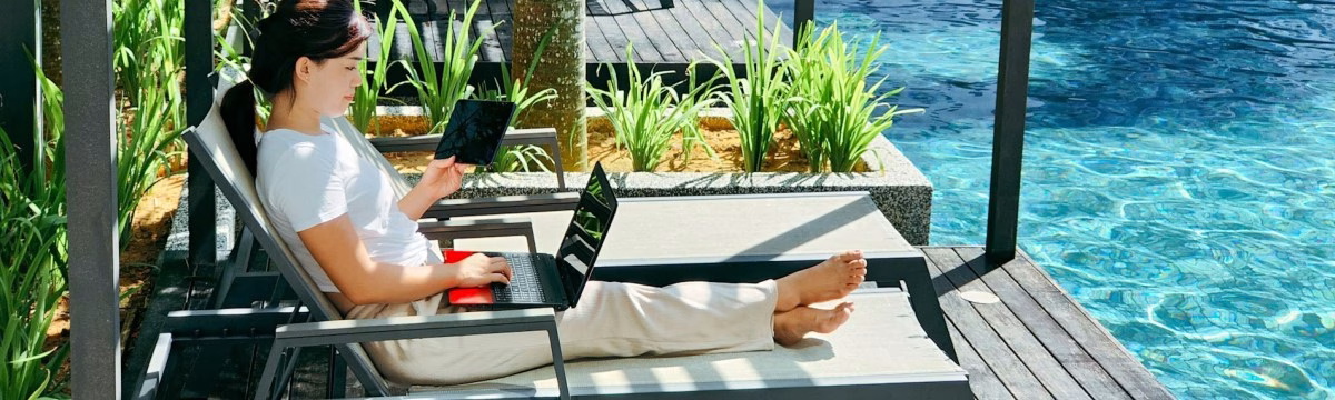 Keeping your Website Running 24/7 as a Nomad
