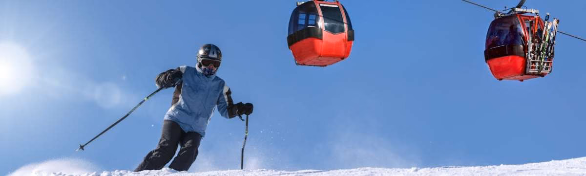A Beginner’s Guide to Hitting the Slopes: Learning to Ski the Easy Way